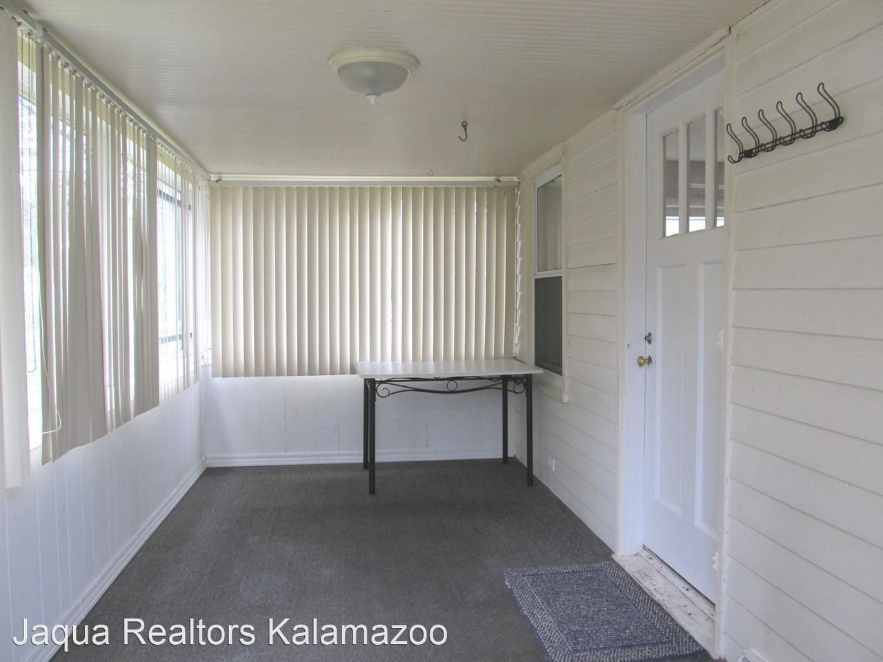 2917 Fulford St - Photo 2 of 15