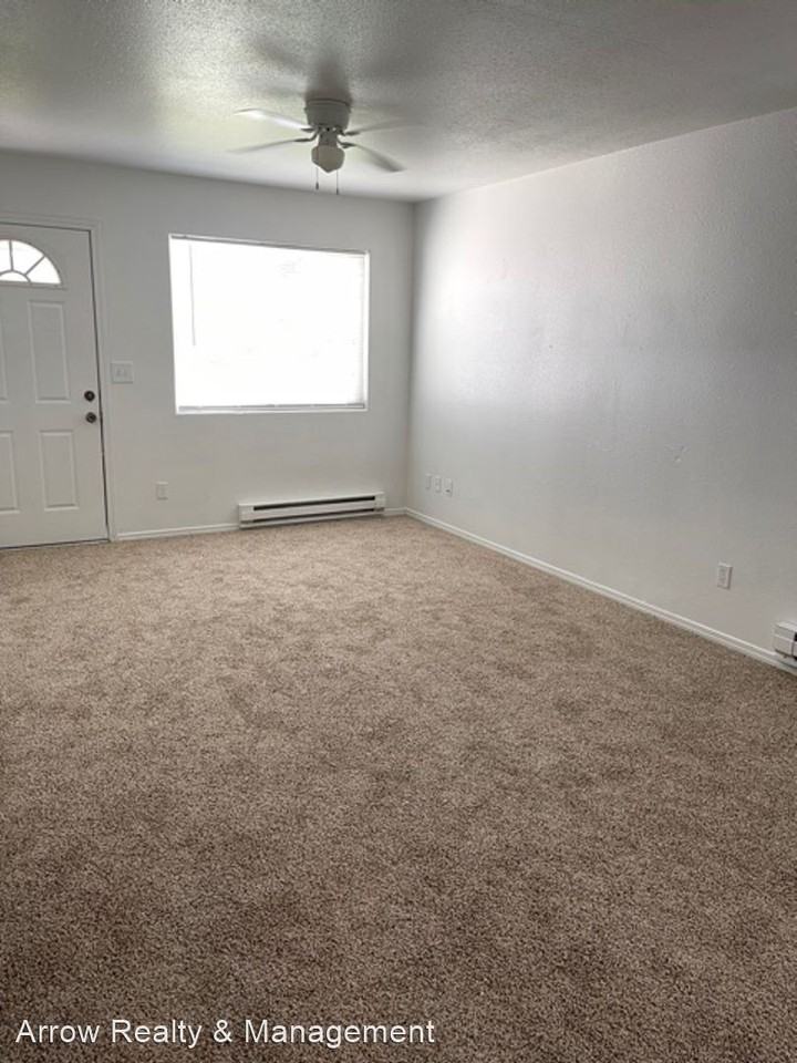 714-716 Daniels Street - Photo 2 of 10