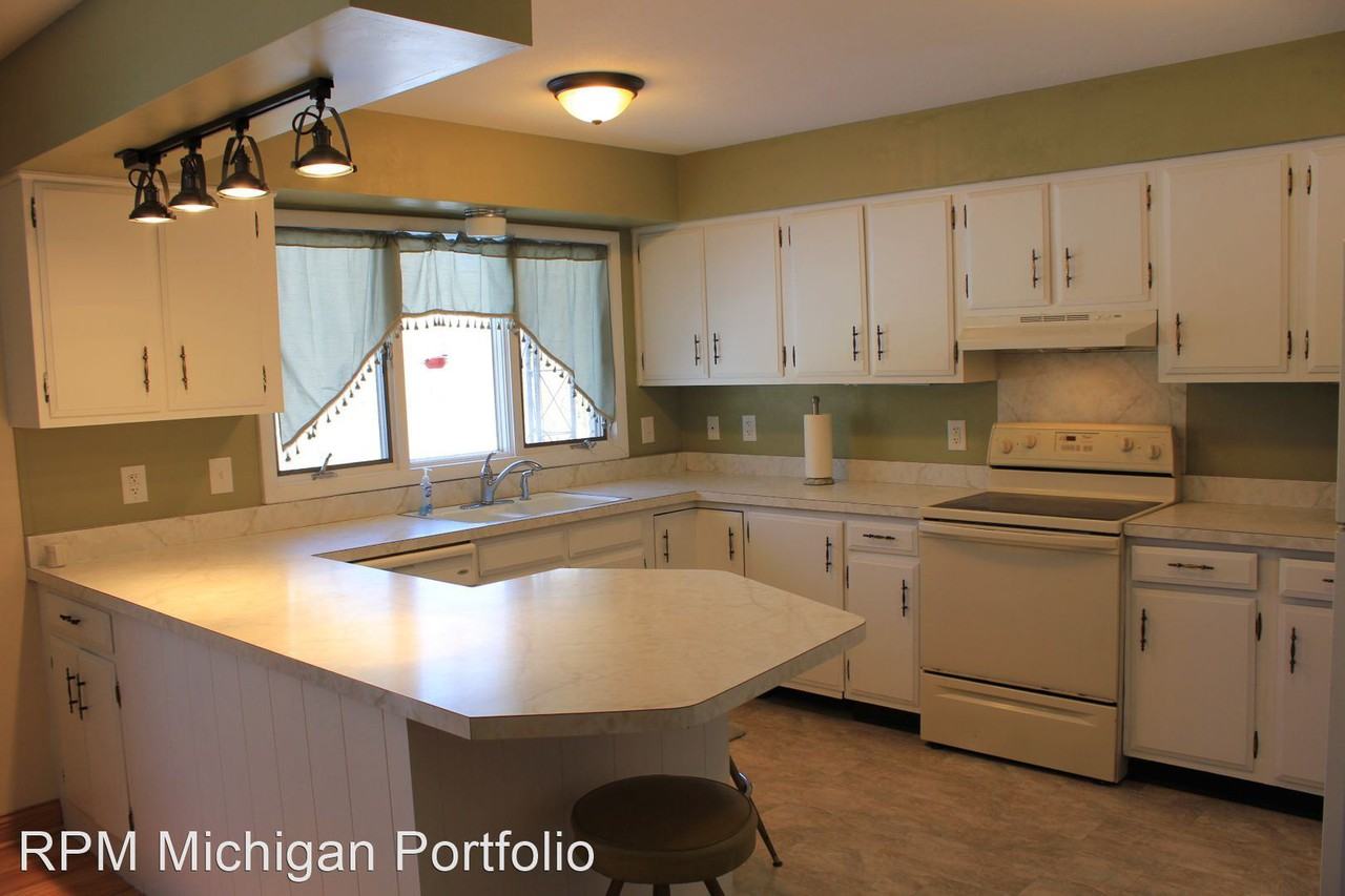 5101 E Napier Ave - Photo 2 of 15