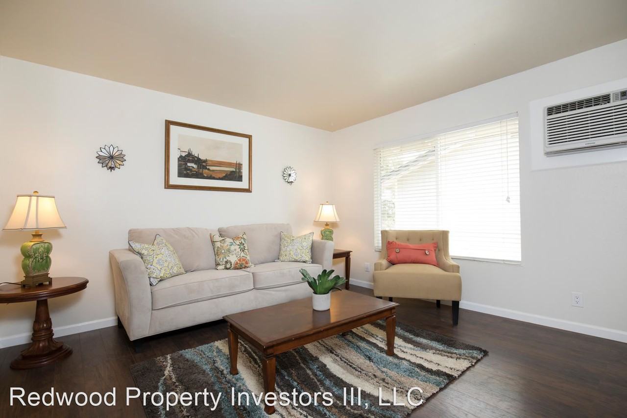 906 Dainty Avenue - Photo 2 of 13