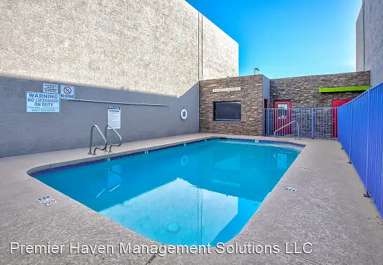 S&T Plaza Apartments - Photo 4 of 32