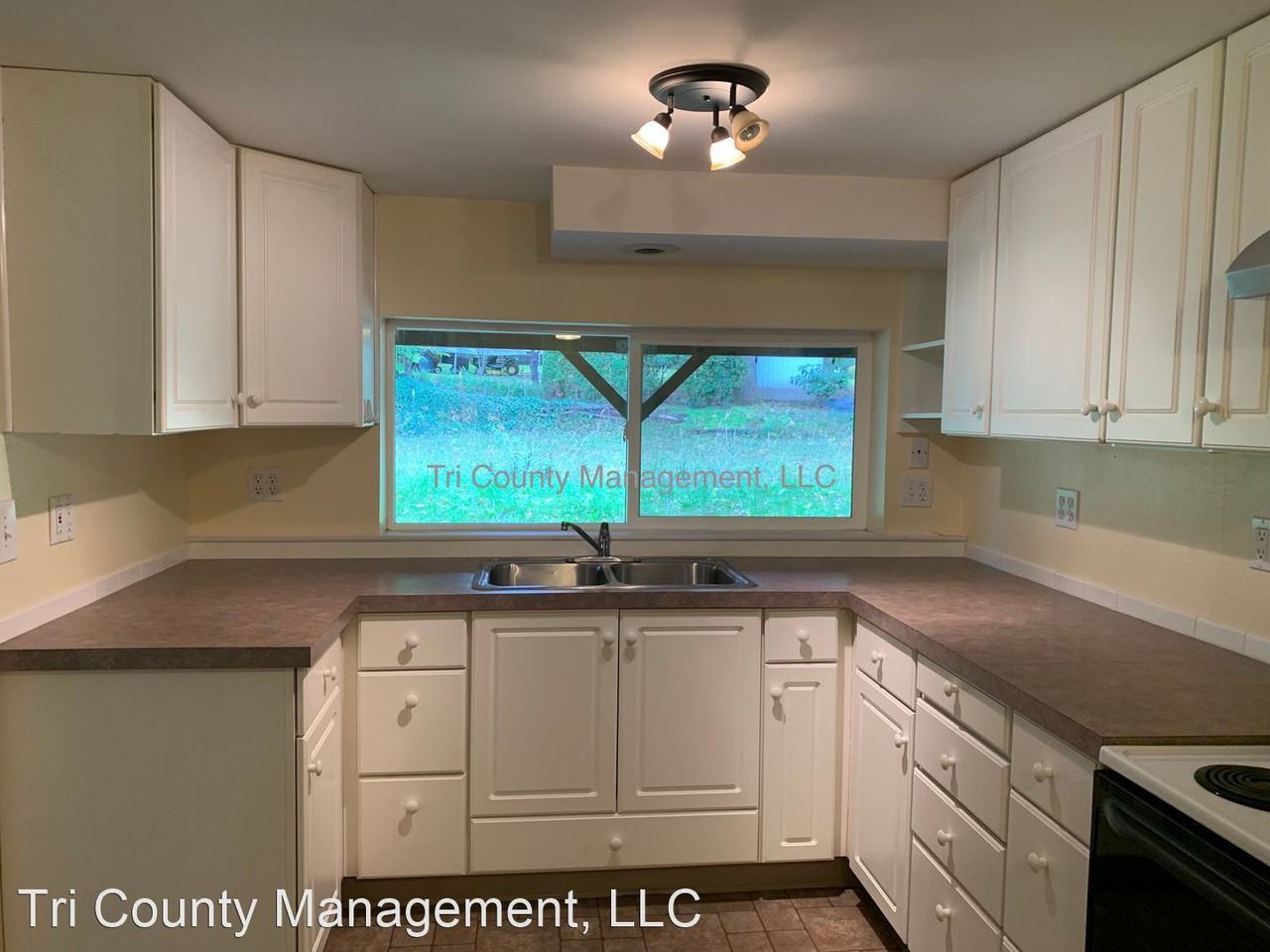5804 Se Kellogg Creek Dr - Photo 2 of 14