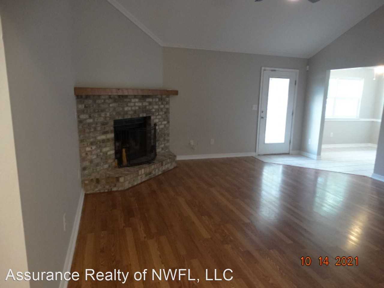 114 Golf Course Dr - Photo 3 of 33