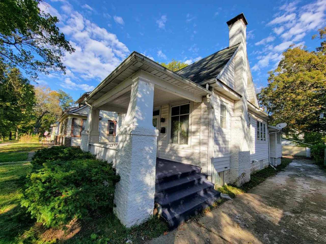 1436 W Macon St - Photo 2 of 11