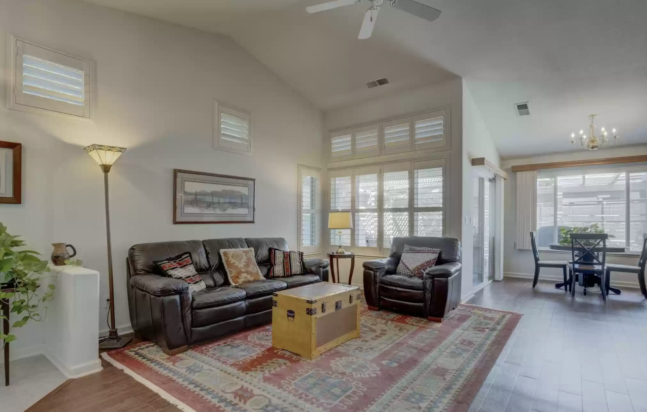 10695 Vista Bonita Ln - Photo 2 of 15