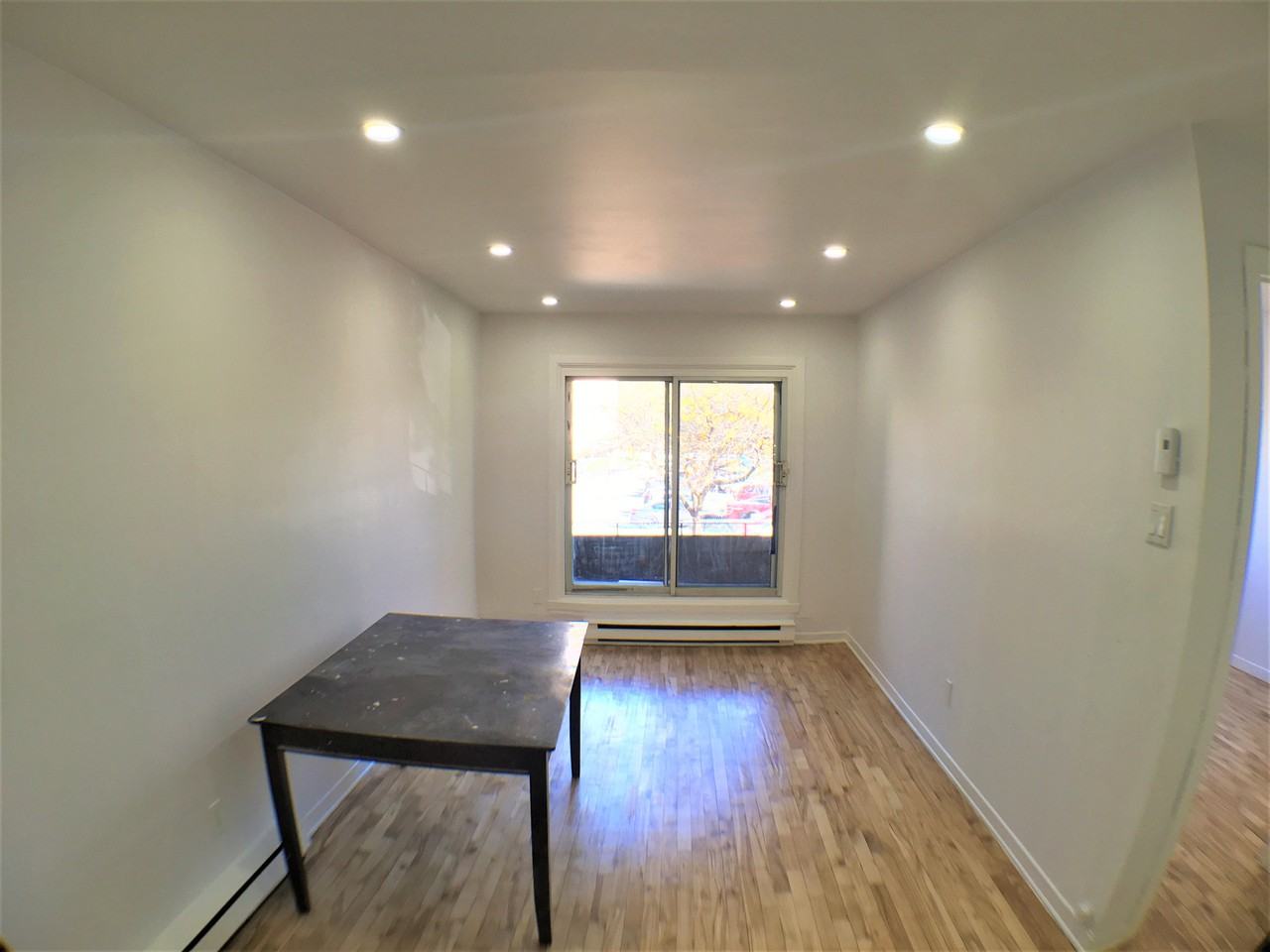 1830 Rue Frontenac - Photo 3 of 8