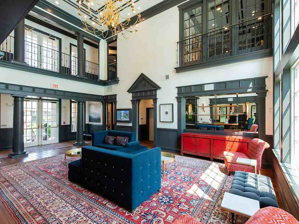 Fairfax Square - Photo 7 of 25