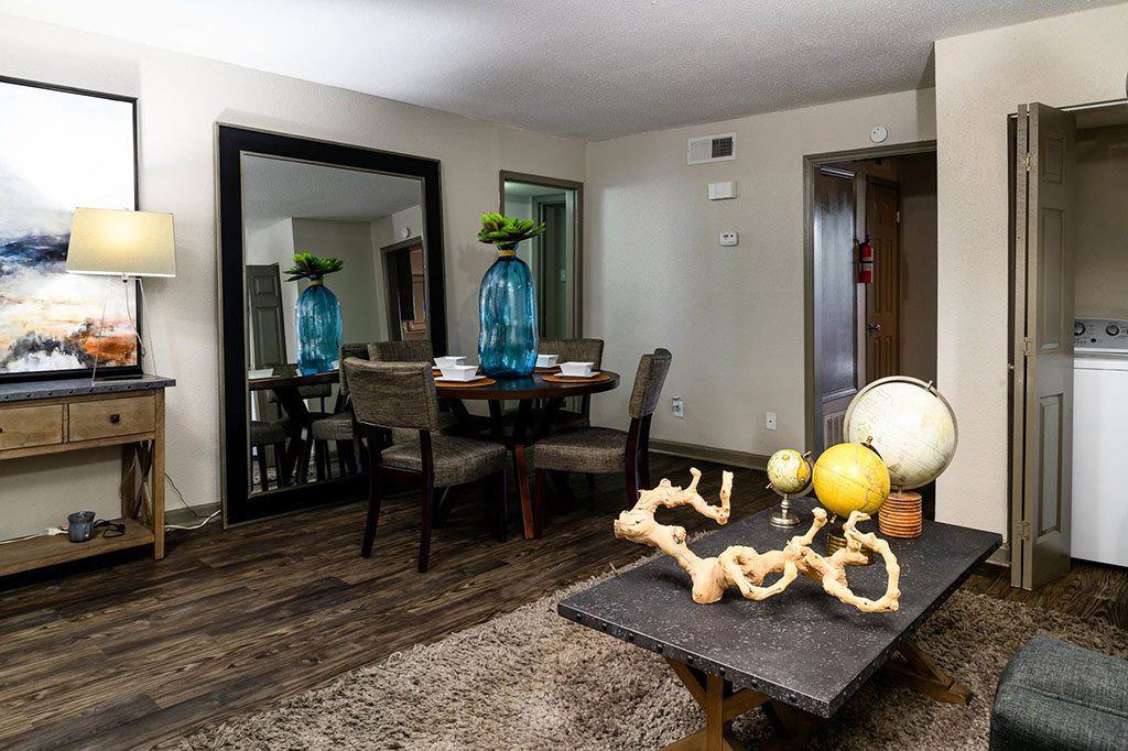 Chateaux Dupre Apartments - Photo 2 of 27