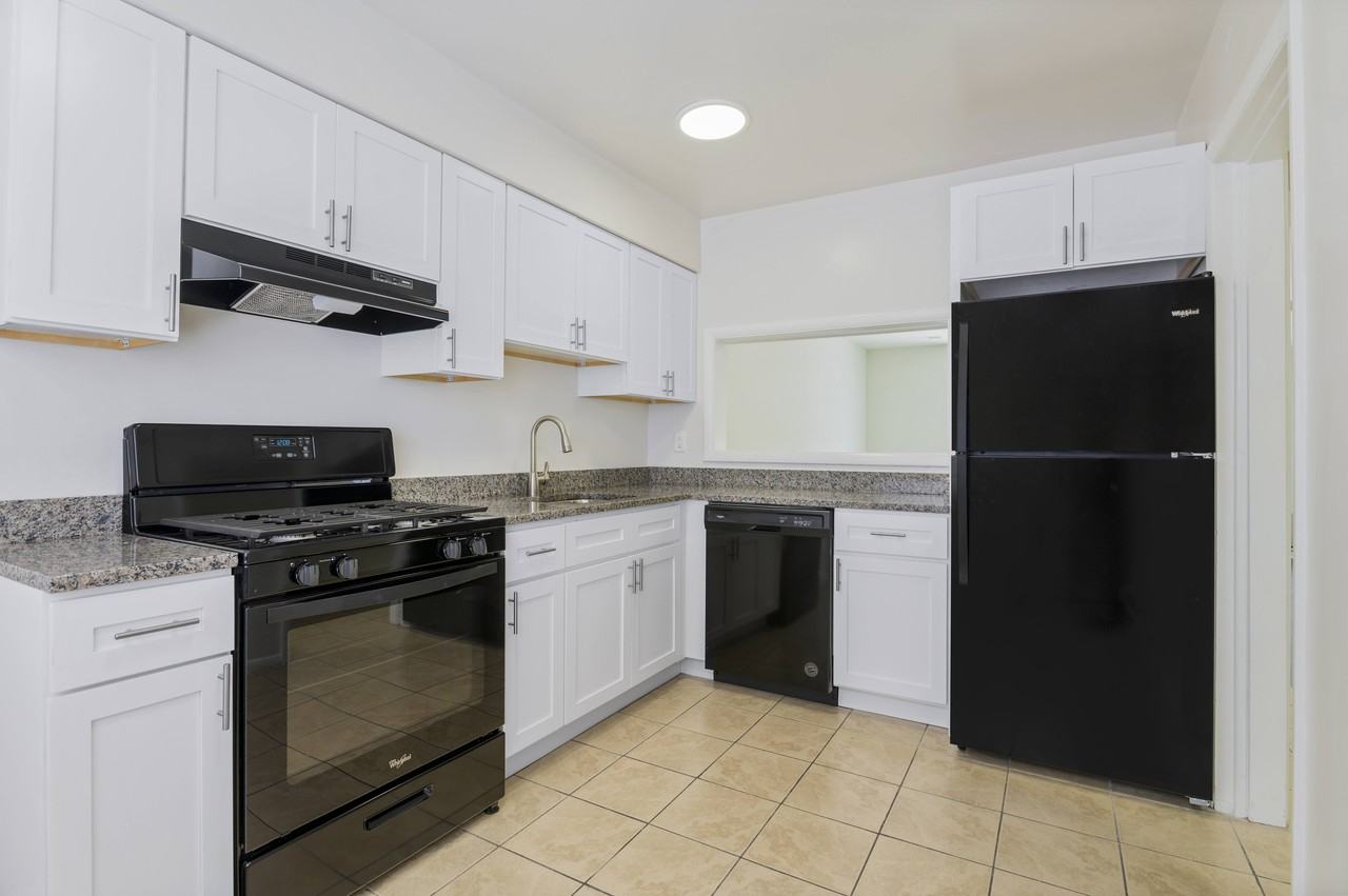 Linden at Parkside - Photo 3 of 25