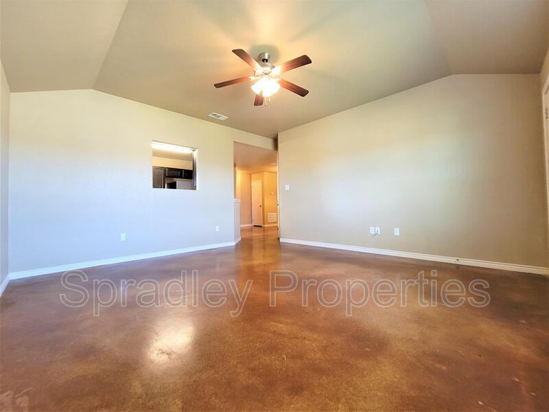 1562 Chance Ct - Photo 3 of 10