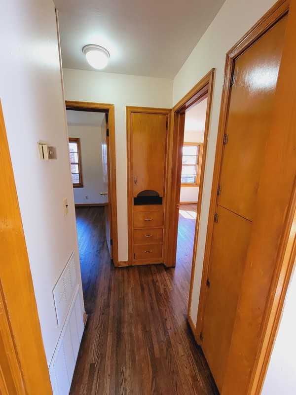 649 S Mission Rd - Photo 7 of 14