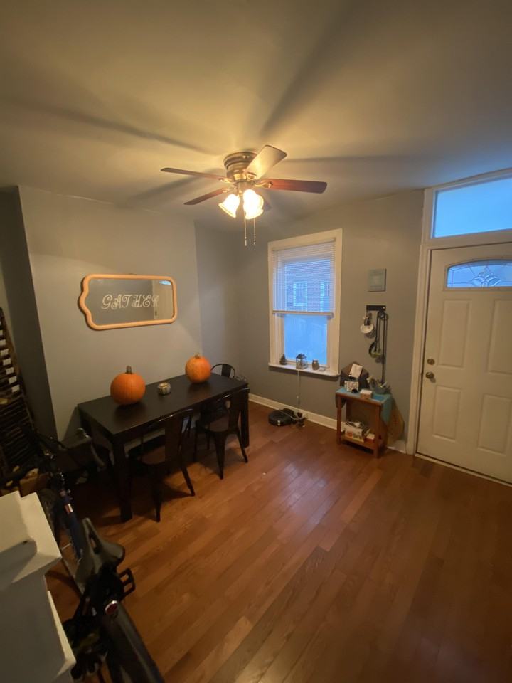 2312 Mercer St #1 - Photo 3 of 14