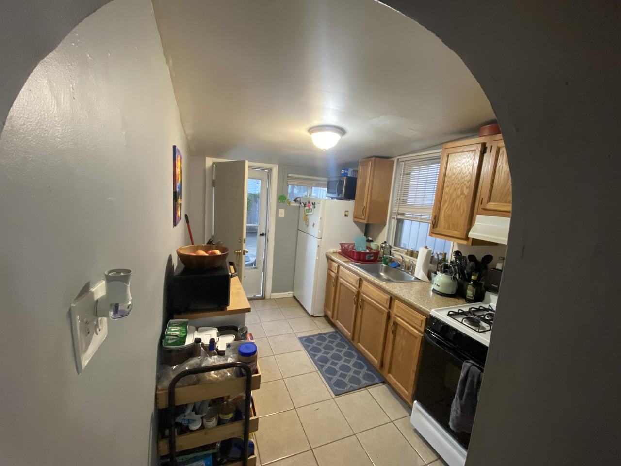 2312 Mercer St #1 - Photo 6 of 14