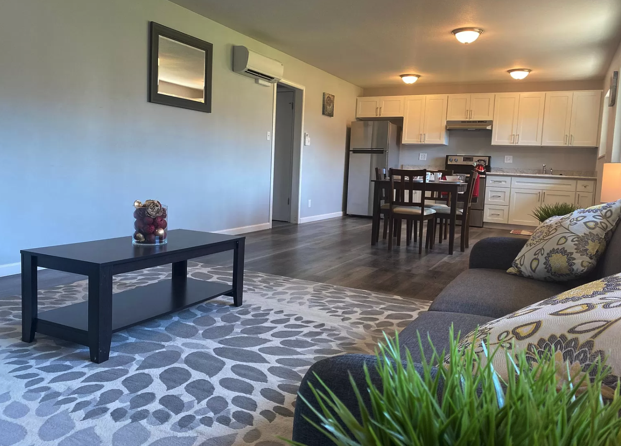 The Palms at Sheridan - Photo 2 of 8