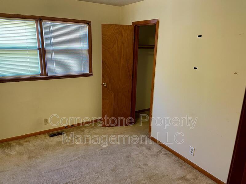 3506 3506 Harvard Road - 4 - Photo 2 of 6