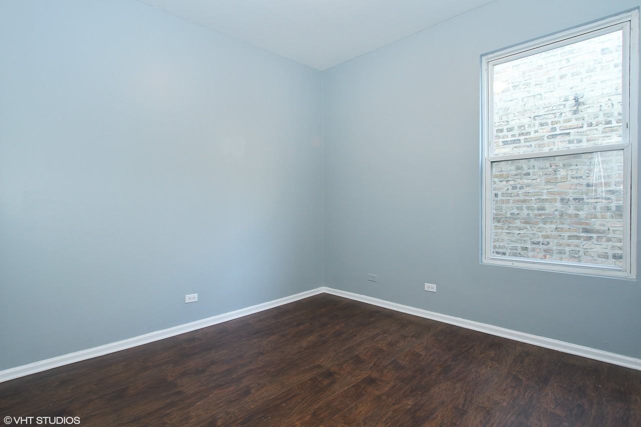 6422 South Rhodes Avenue #2 - Photo 6 of 10