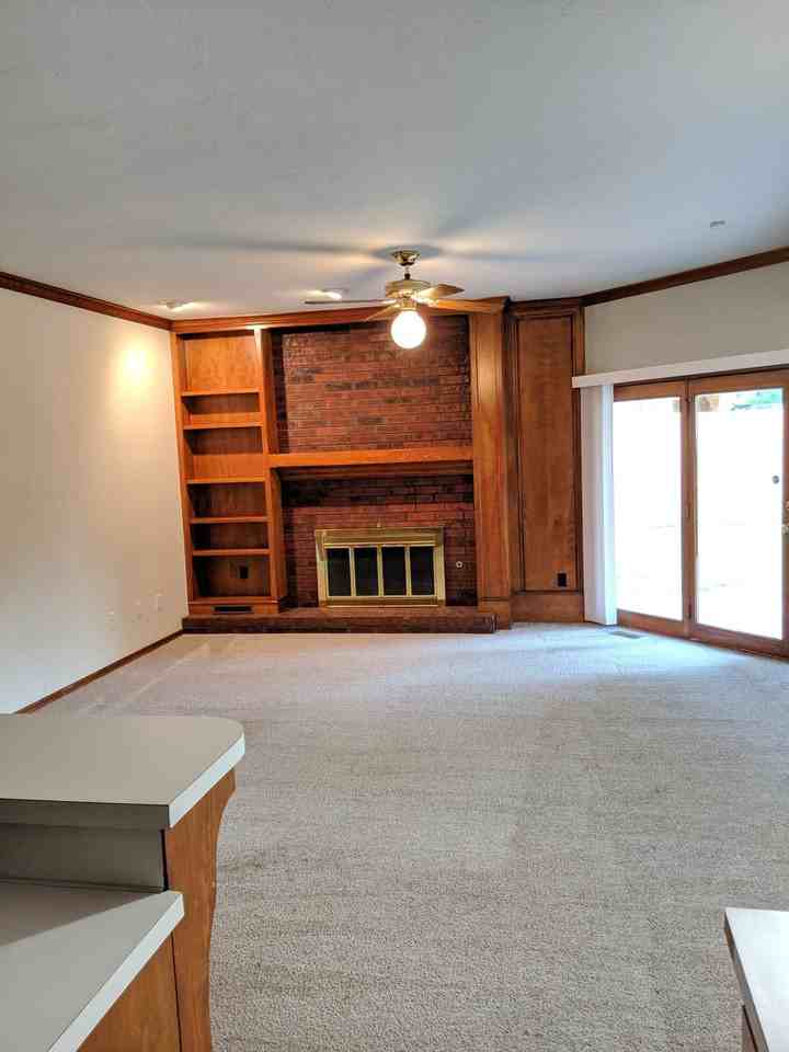 1409 Carrick Court - Photo 2 of 16