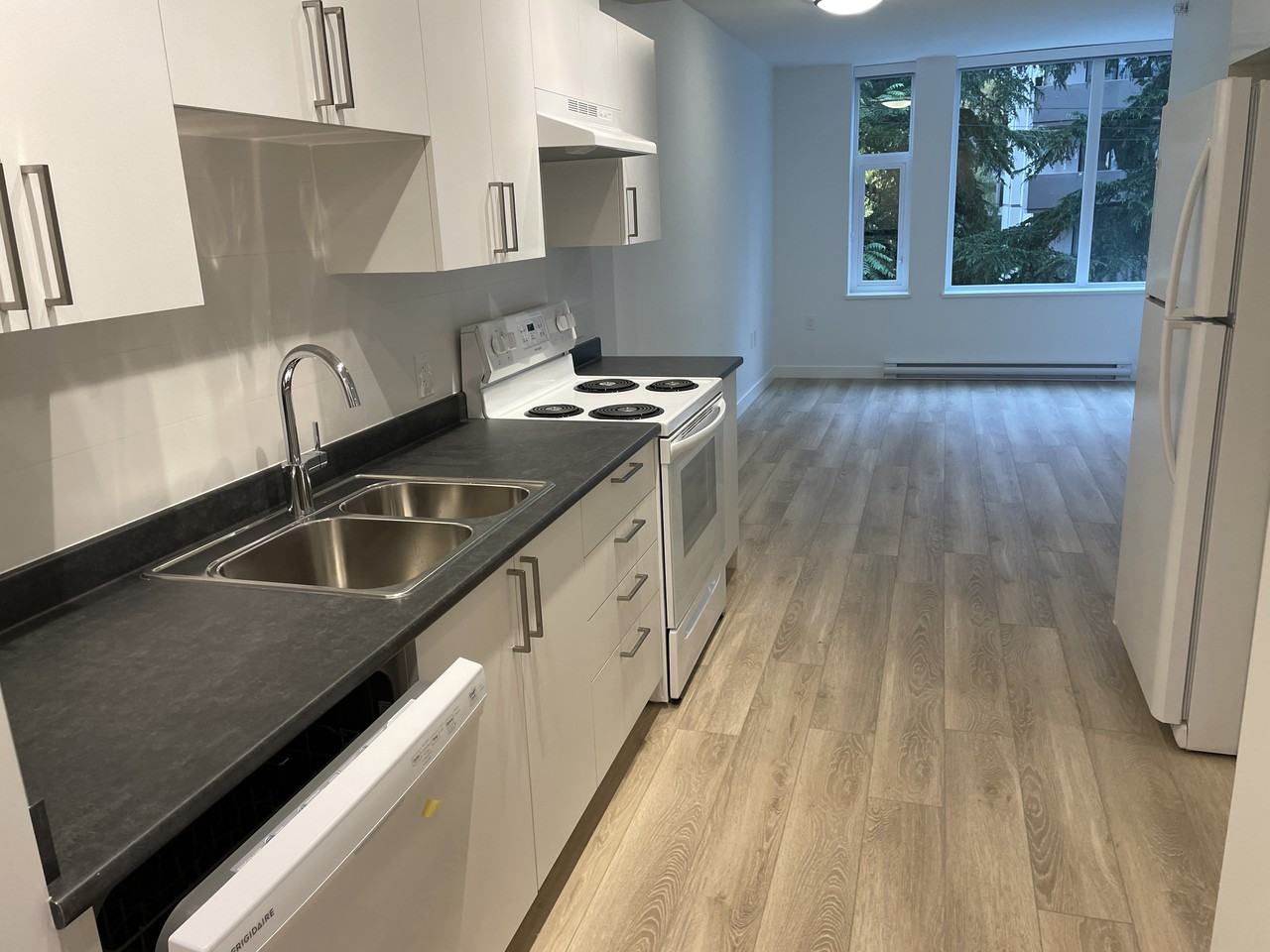 1395 Davie Street #320