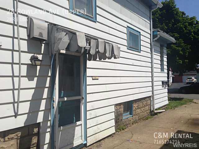 28 Rowland Ave #2UPPER - Photo 4 of 17