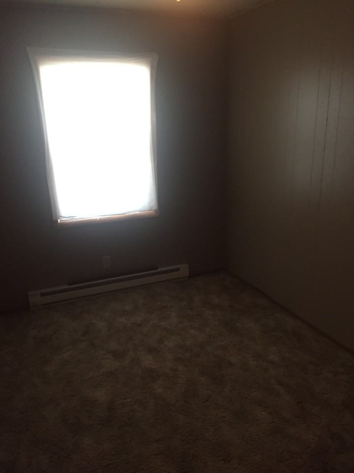 303 Virginia Ave - Photo 4 of 6