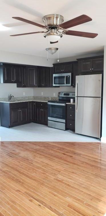 212 Robeson St - Photo 5 of 6
