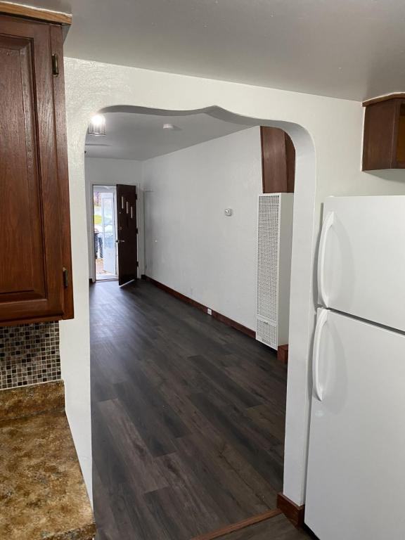 316 E Jefferson Ave - Photo 5 of 16