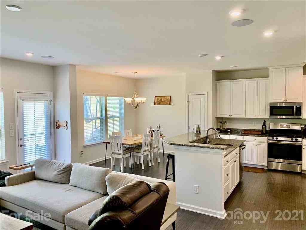 4106 Audubon Park Drive - Photo 4 of 39