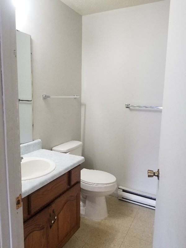 4247 Sabin Dr - Photo 6 of 7