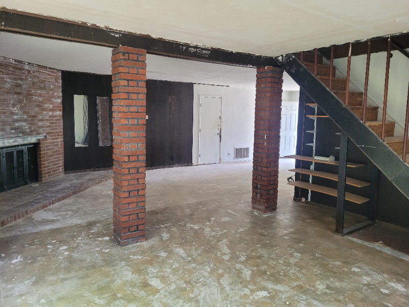 N Wesley St - Photo 3 of 20