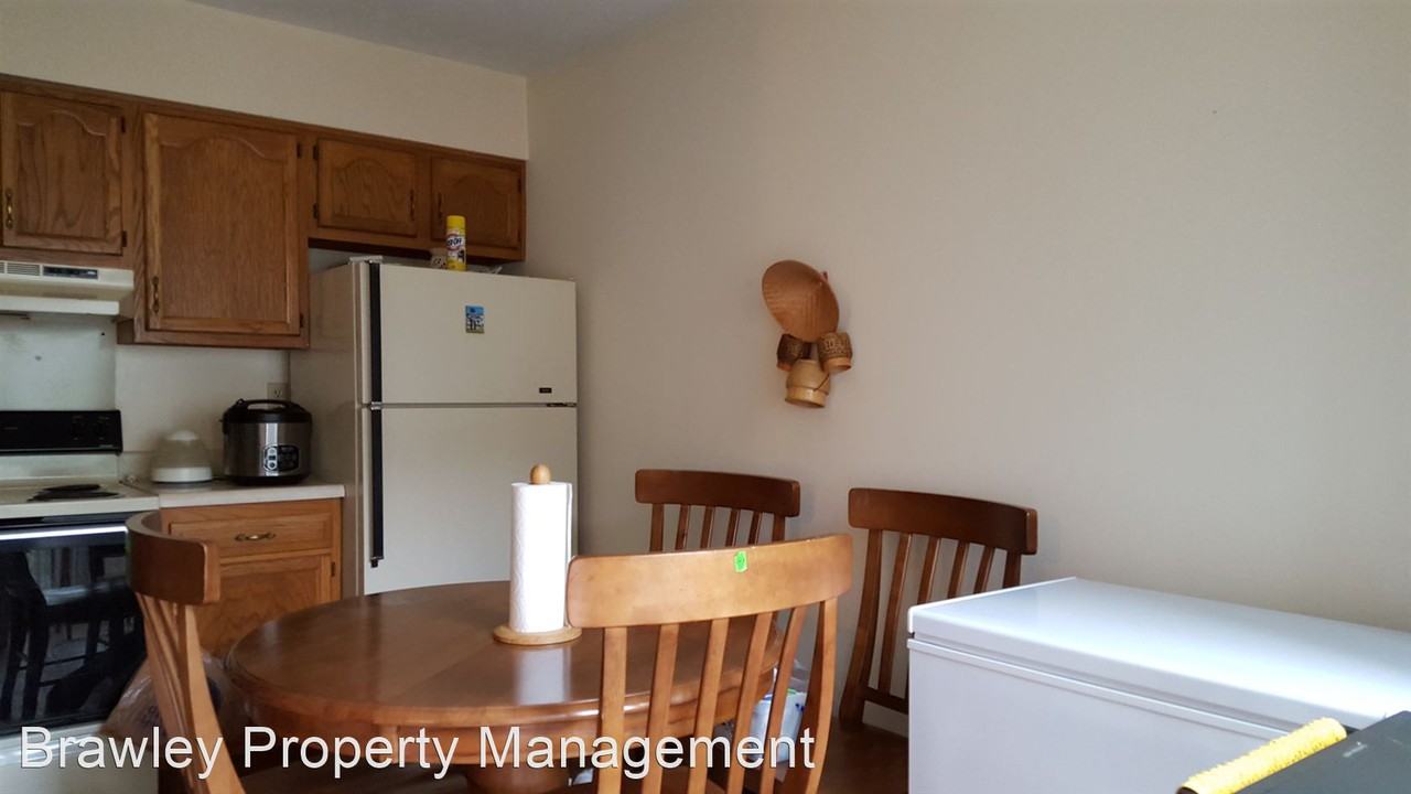 603 S Park Square Dr - Photo 2 of 12