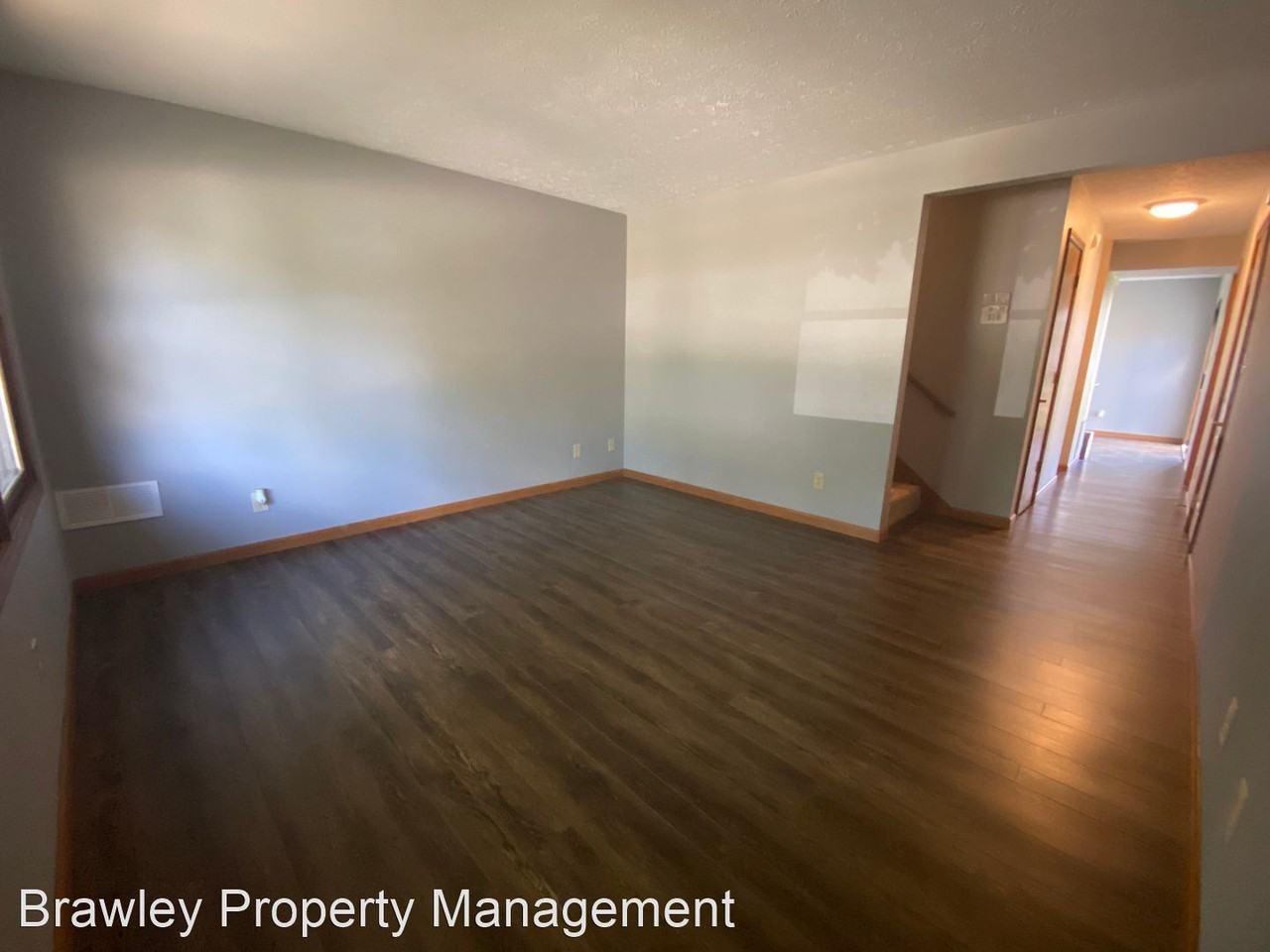 4658 W Sunset Ave - Photo 2 of 8