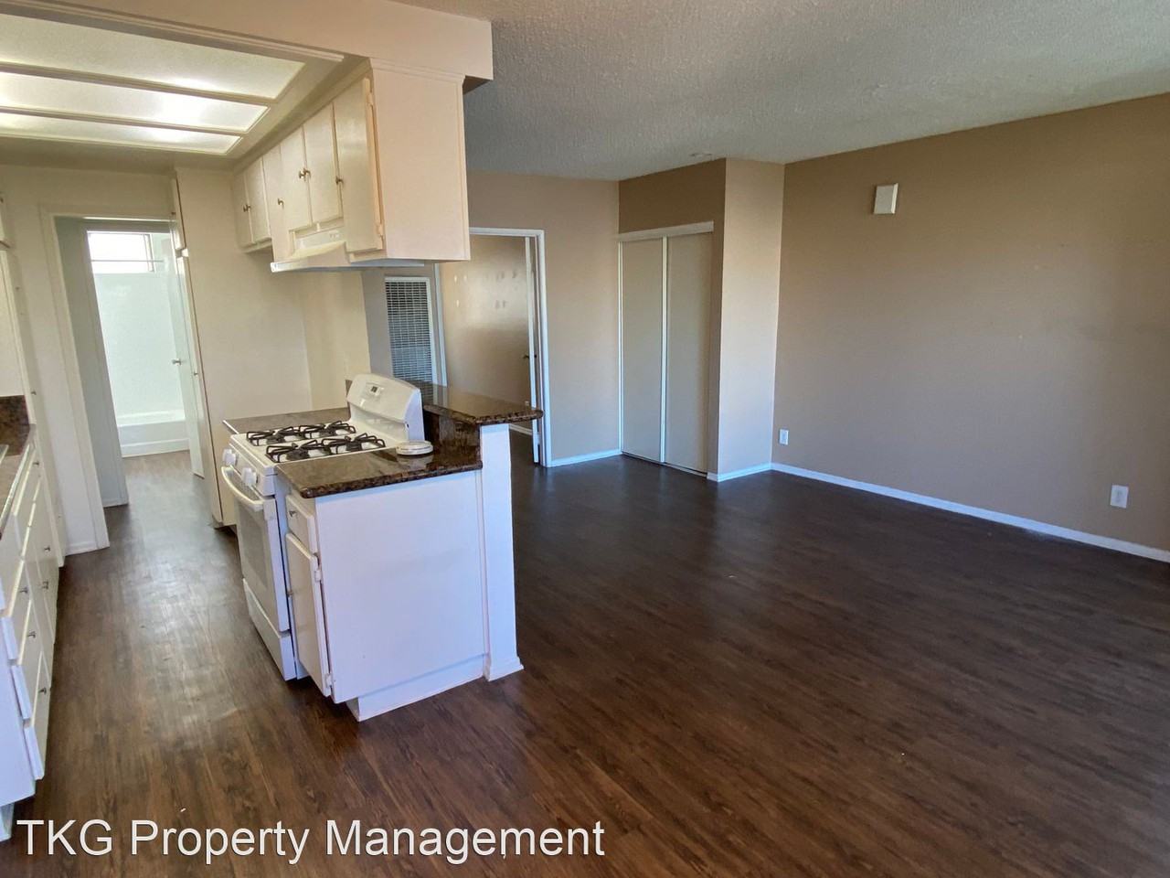 415 E. Pine St - Photo 3 of 6