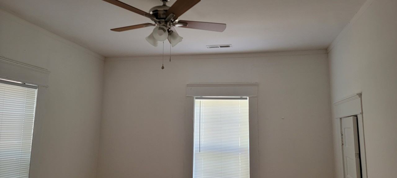 1809 E Main St - Photo 6 of 26