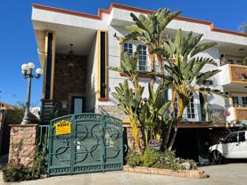 5121 Bakman Ave - Photo 1 of 1