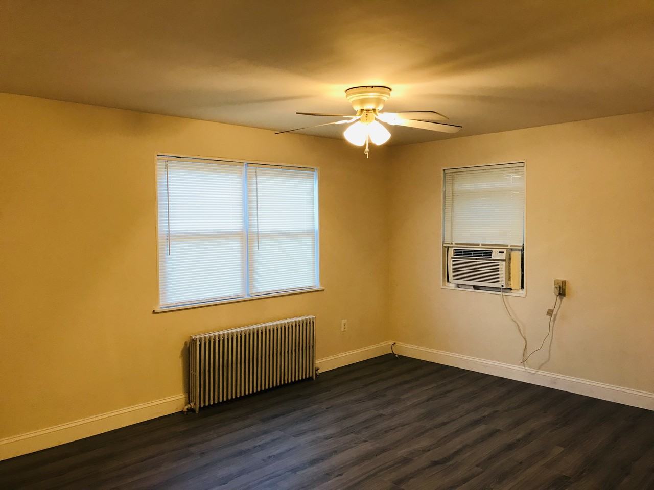8809 Plymouth St #3 - Photo 4 of 14