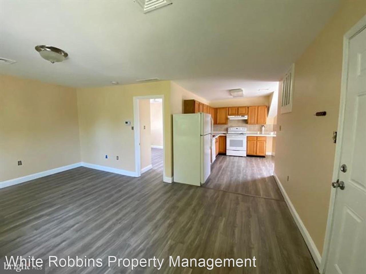 2504 Baynard Blvd - Photo 2 of 14