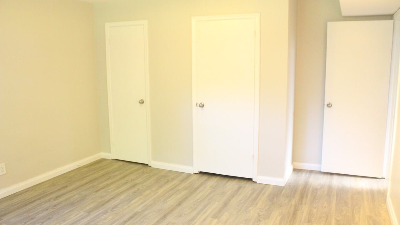 156 Shaftesbury St #BS - Photo 3 of 17