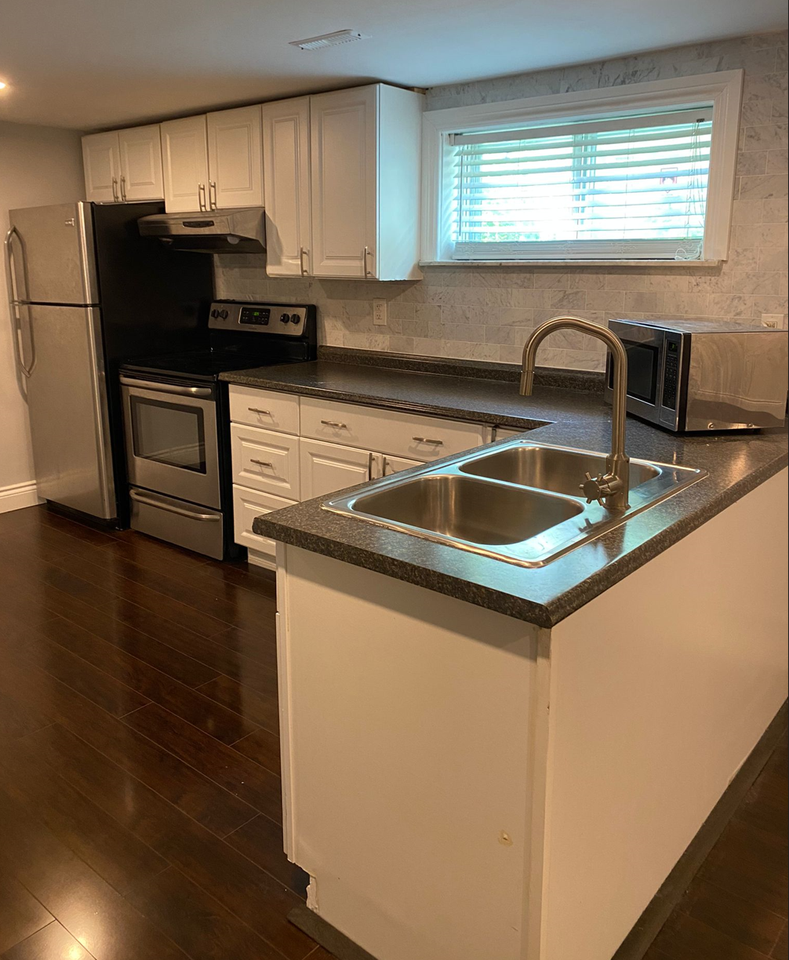 173 Cabana Dr - Photo 2 of 6