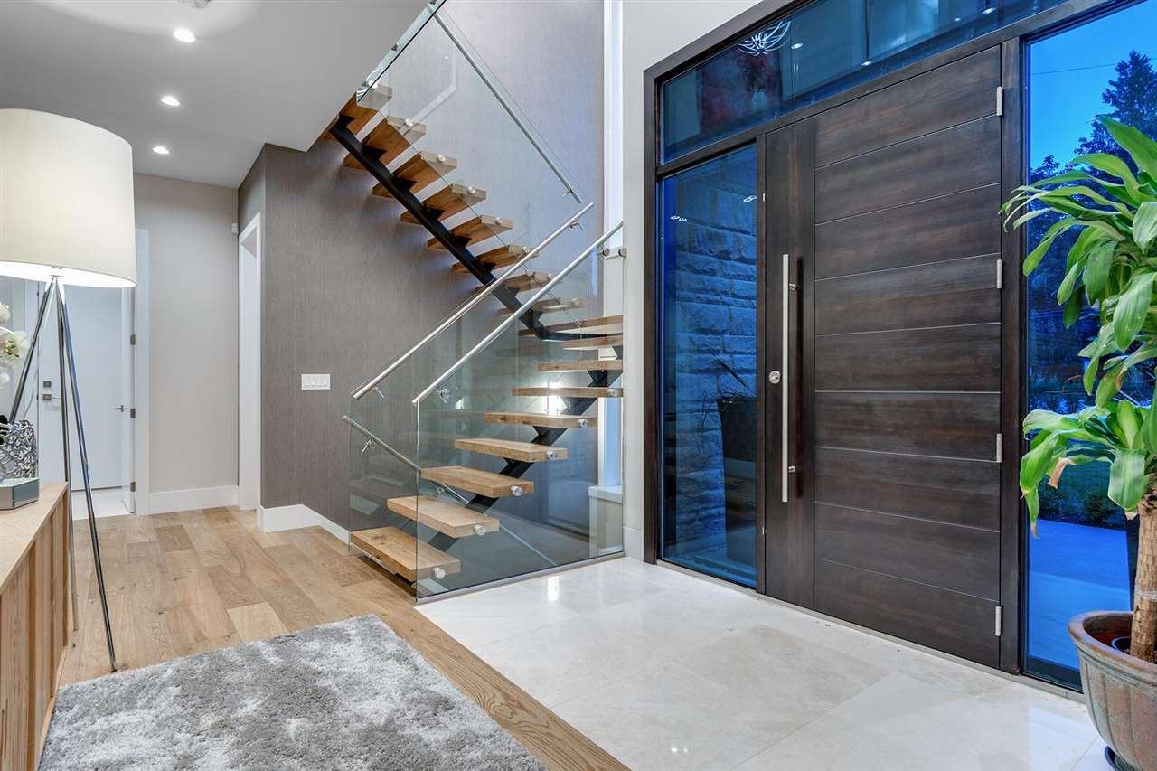 3885 Sunset Blvd - Photo 2 of 19