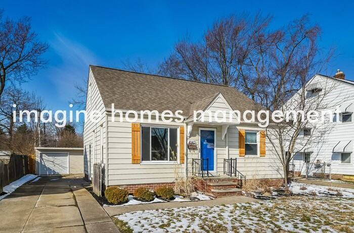 4142 W 210th St - Photo 3 of 16
