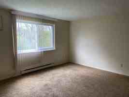 featured image of 112 Gluck St #112C