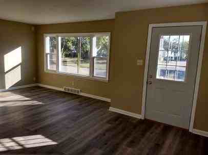 FRE 1225 N Platte Avenue - Photo 3 of 18