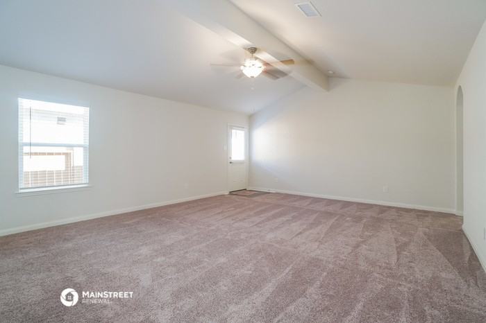 21031 Titian Dr - Photo 3 of 16