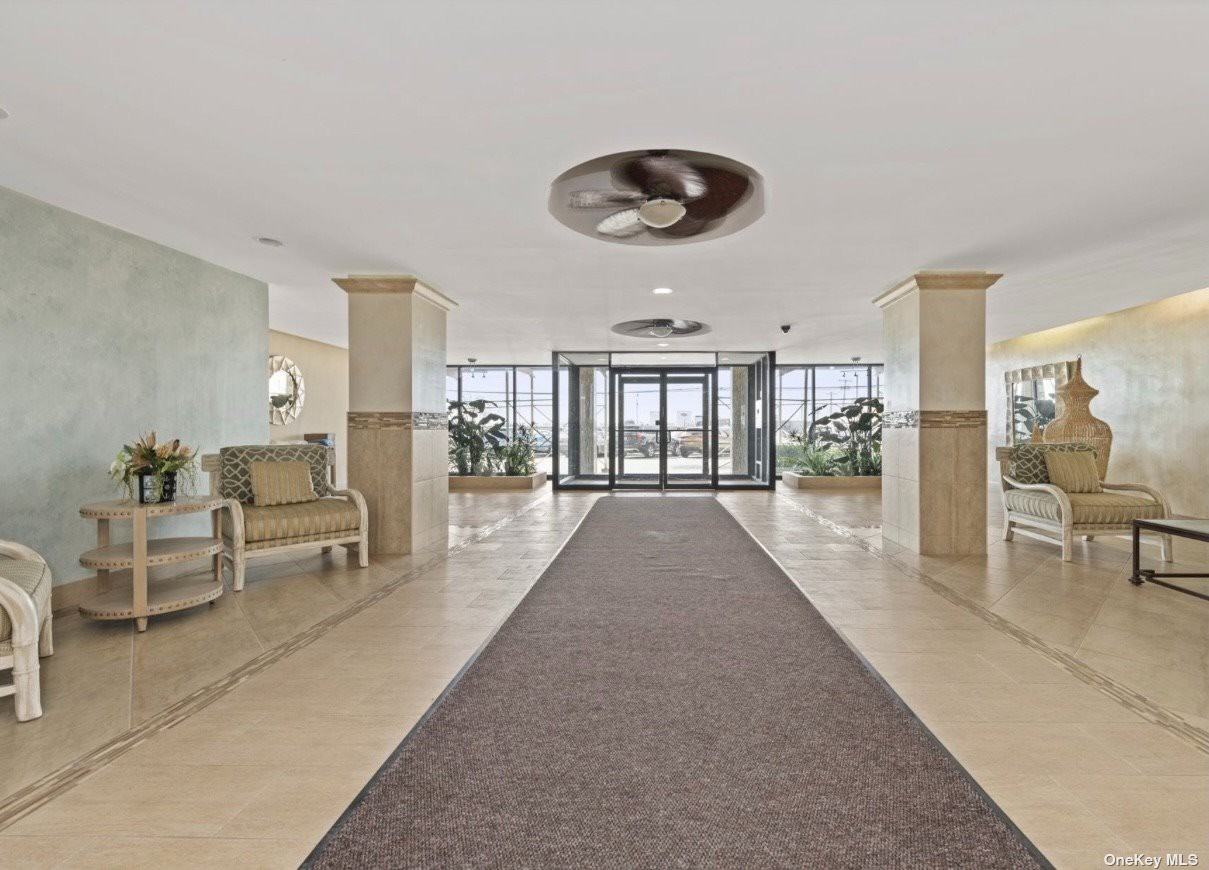 1 E Broadway #6q - Photo 2 of 17