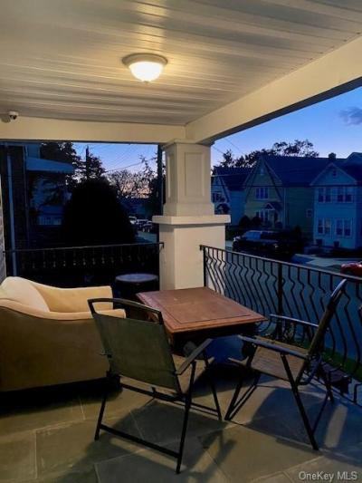 18 Cypress St - Photo 3 of 11