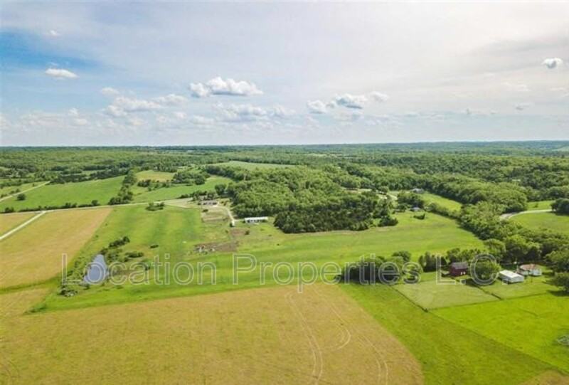 1222 N 1000 Rd - Photo 3 of 27