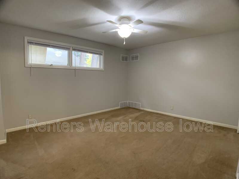 1014 66th Street - Photo 7 of 13