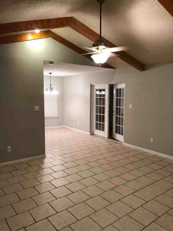 767 Friendly Oaks Dr - Photo 3 of 21