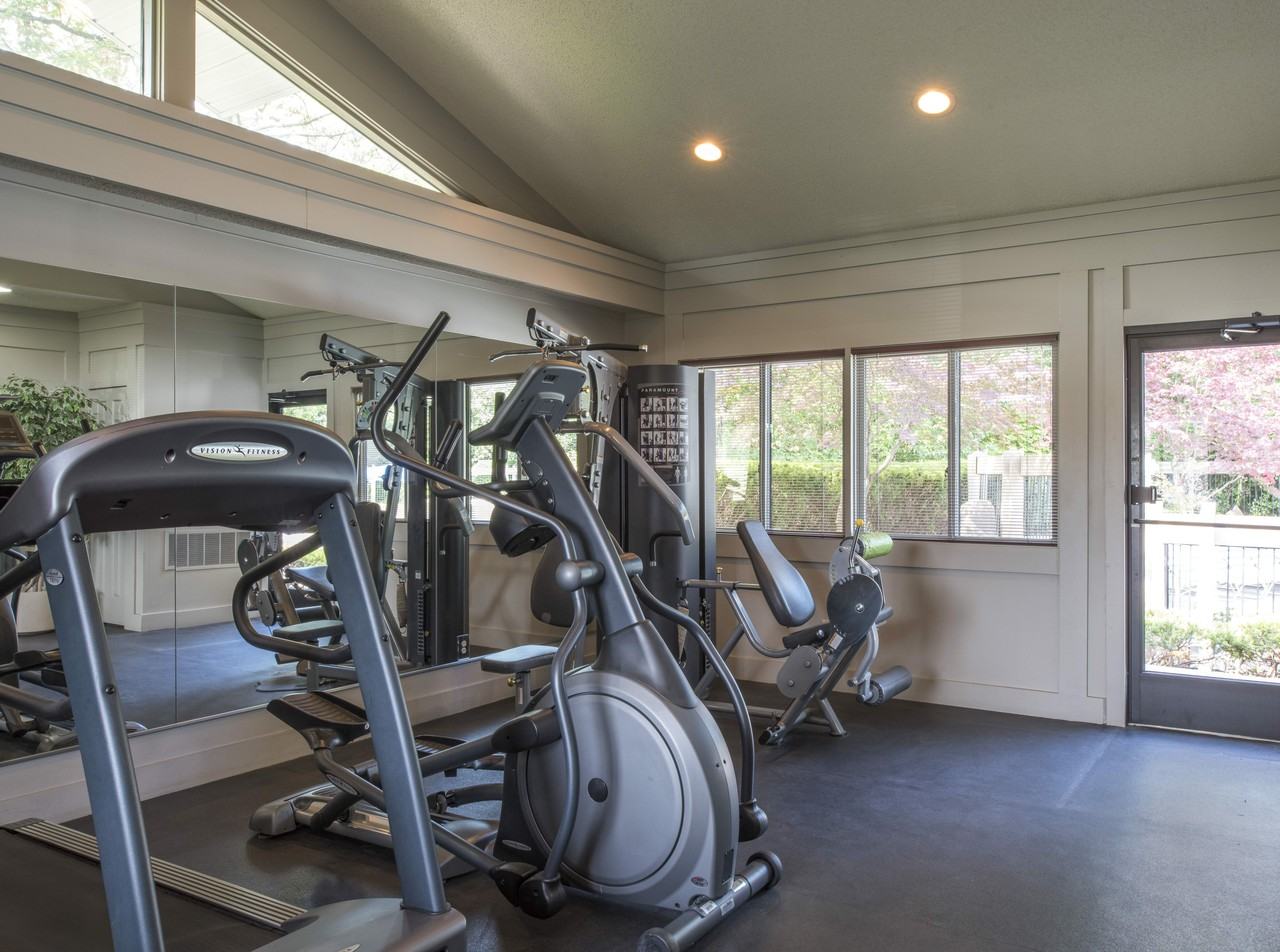 Glens of Northville Apartments - Photo 5 of 18