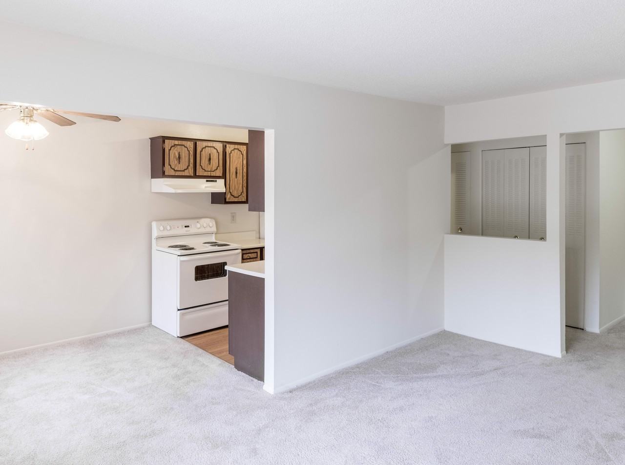 Orchards of Newburgh Apartments - Photo 3 of 18